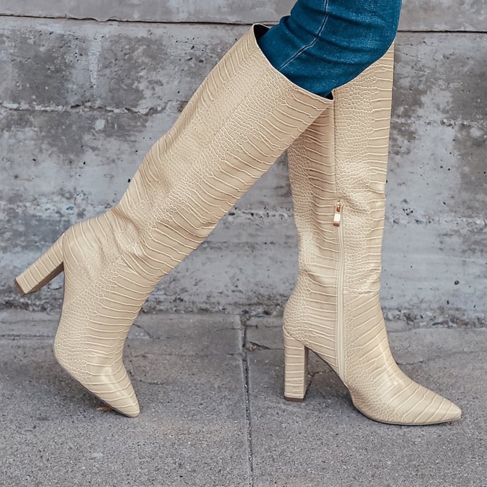 Shaun Beige Crocodile-Embossed Pointed-Toe Knee High Boots | Size 8.5 | Lulus
